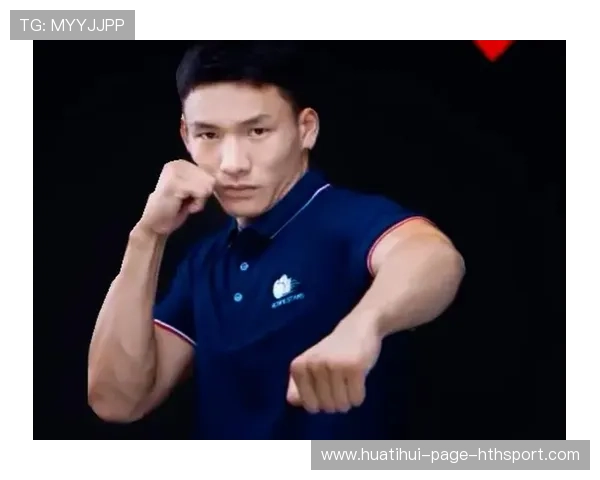 拳击赛双方教练互夸形成好教练话题